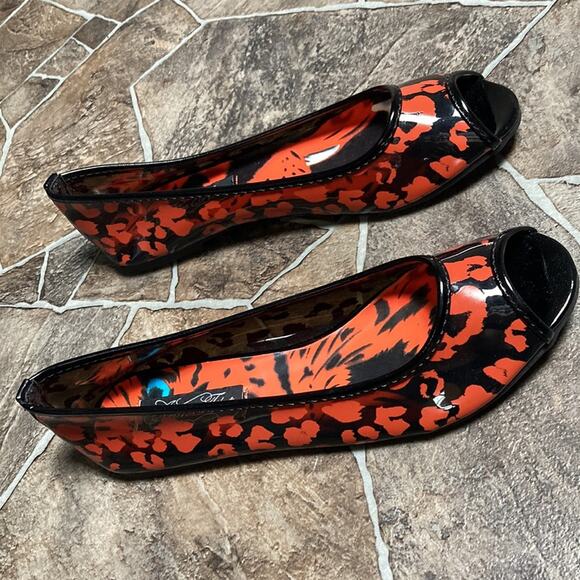New in Box Iron Fist Orange Power Peep Toe Flat Sz 5 - Picture 8 of 14